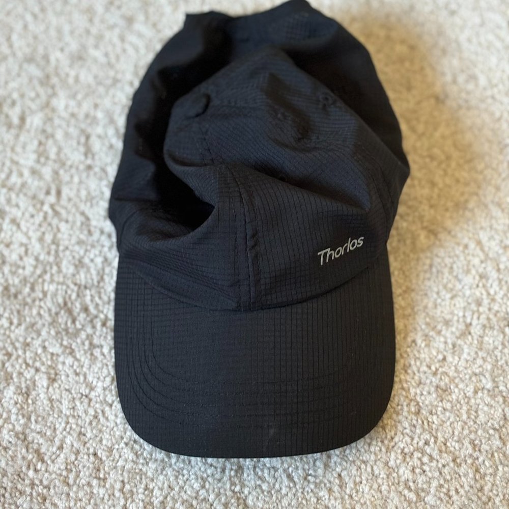 Thorlos - Unisex Adjustable Hat